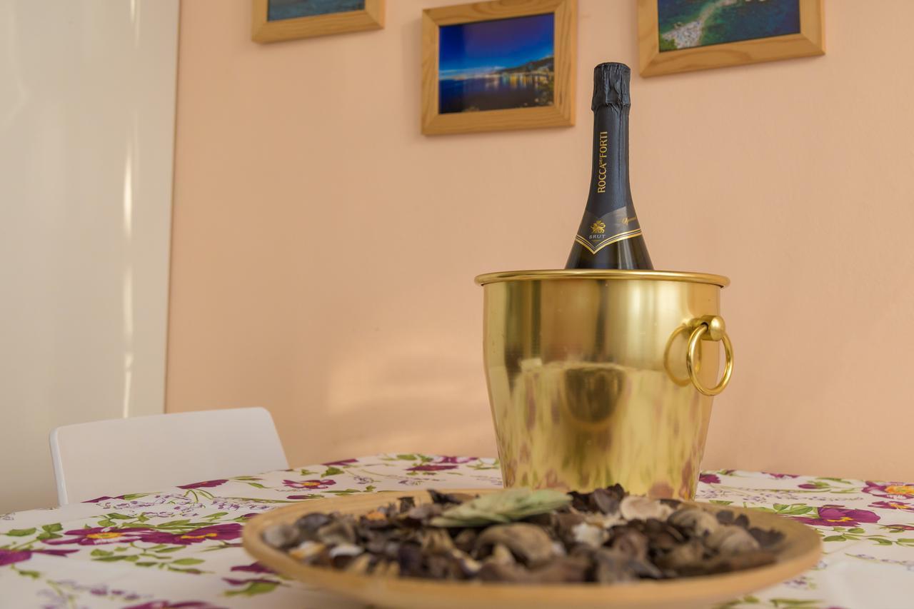 Il Signo Cocco Taormina Apartment Luaran gambar